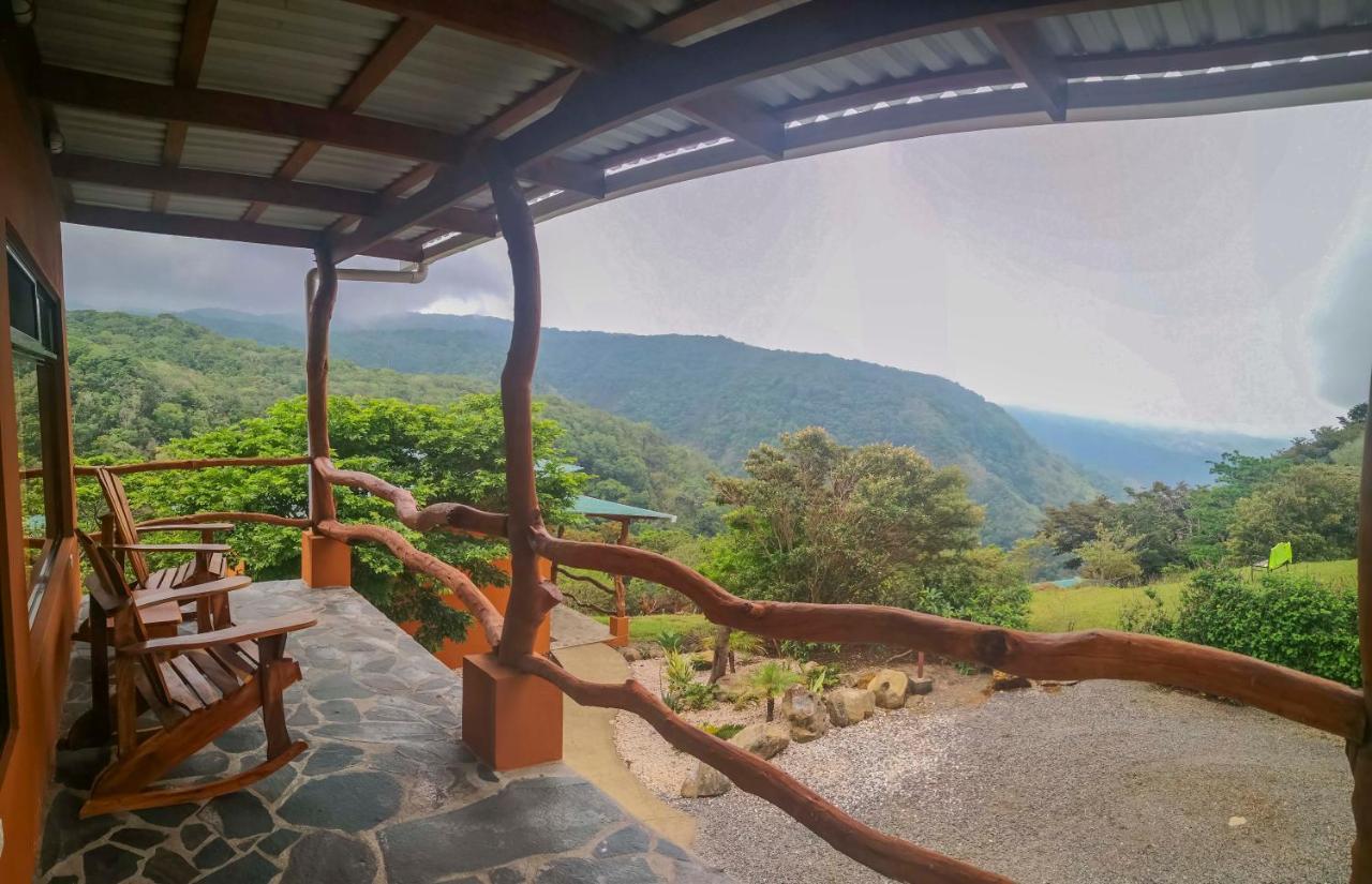 Rainbow Valley Costa Rica * Monteverde