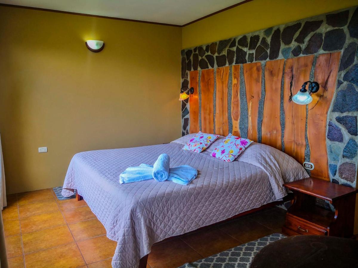 Lodge Rainbow Valley Costa Rica *