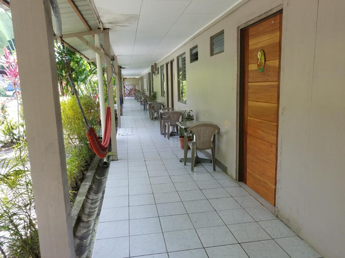 Bed & Breakfast Hotel El Colibri Rojo - Cabinas - Le Colibri Rouge