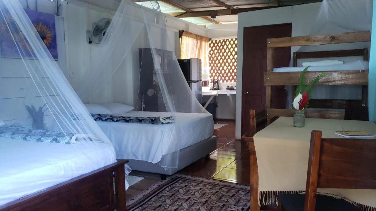 Cecilia Hostel *