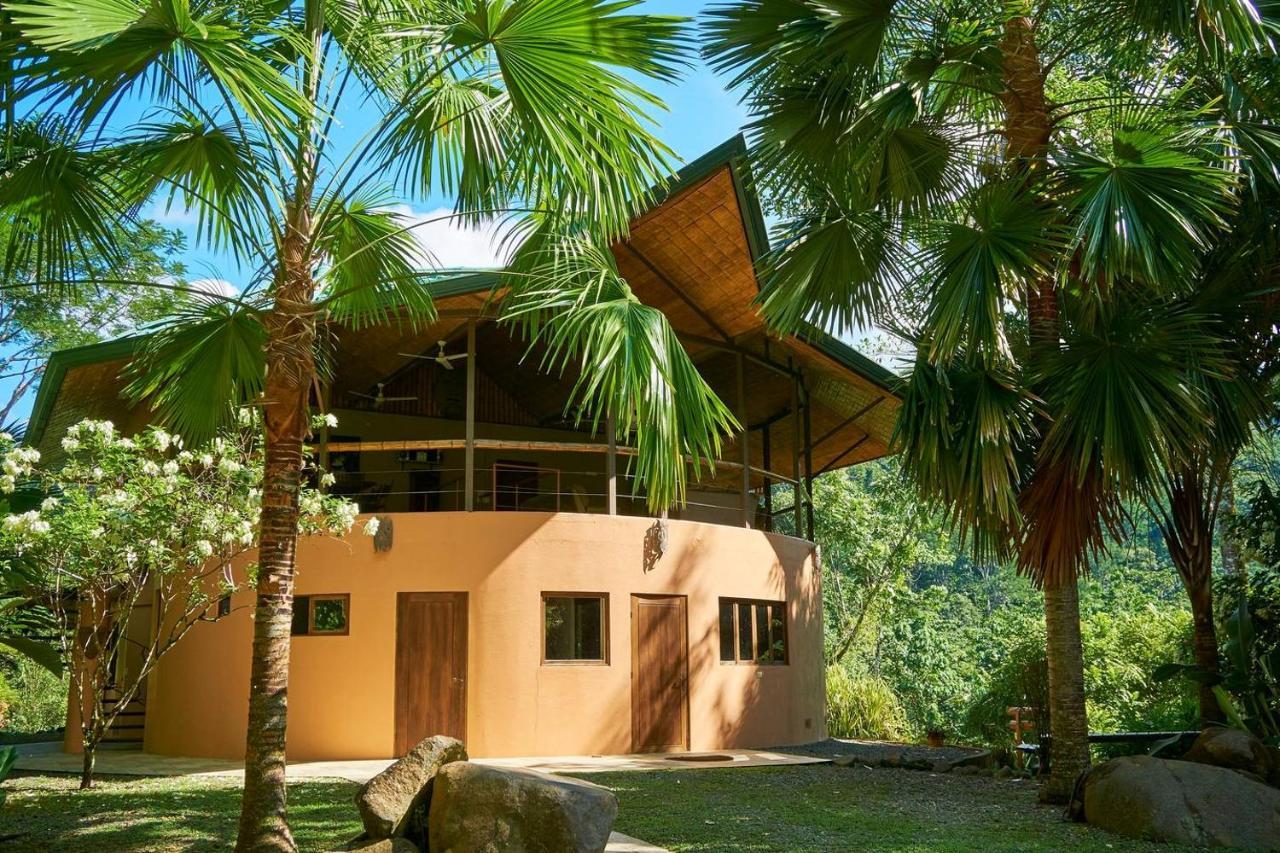 Bed & Breakfast Manoas Luxury Camping And Rentals Uvita
