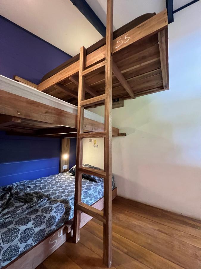 Hostel Playa 506 Beachfront *