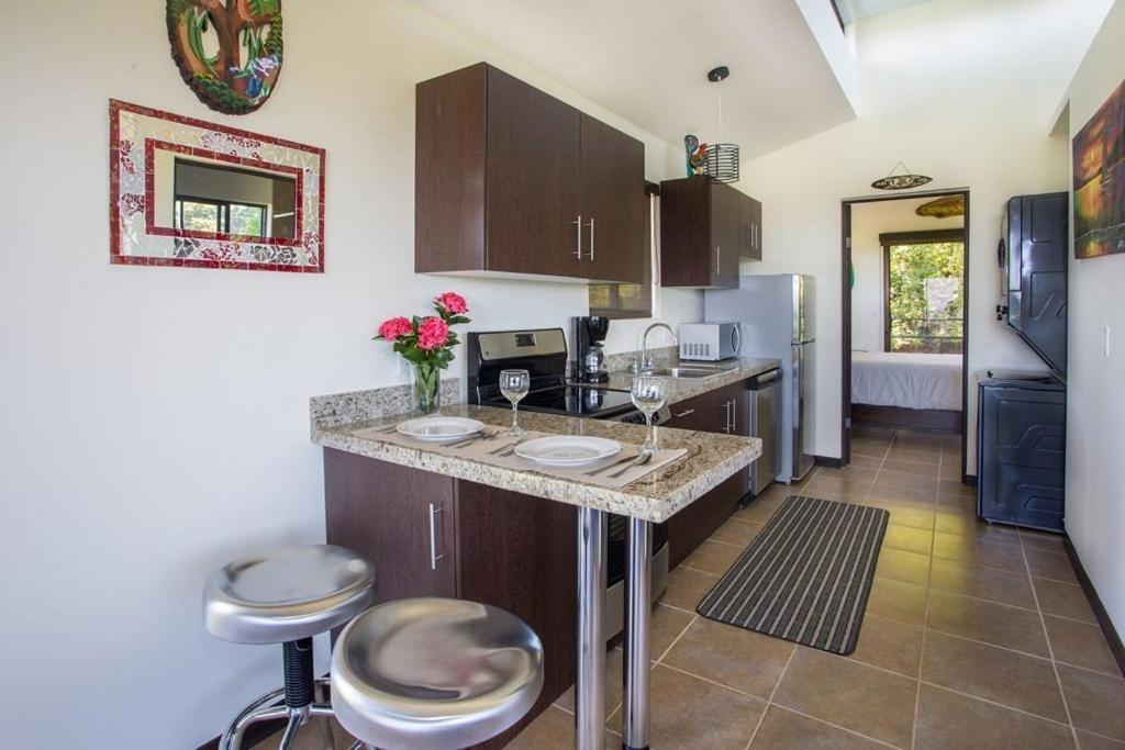 Vista Hermosa - With Breathtaking Ocean View & Wifi Quepos
