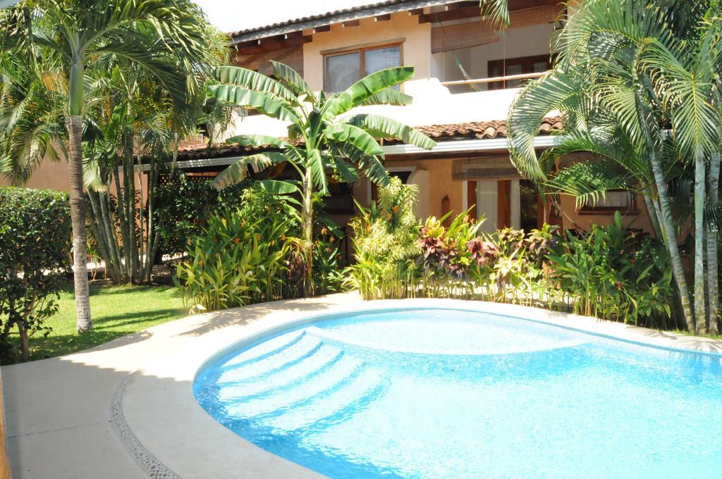 Domus Kahuna Bed & Breakfast 3*