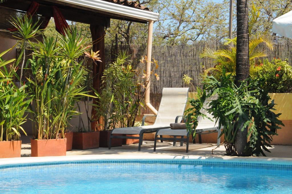 Domus Kahuna Bed & Breakfast 3*