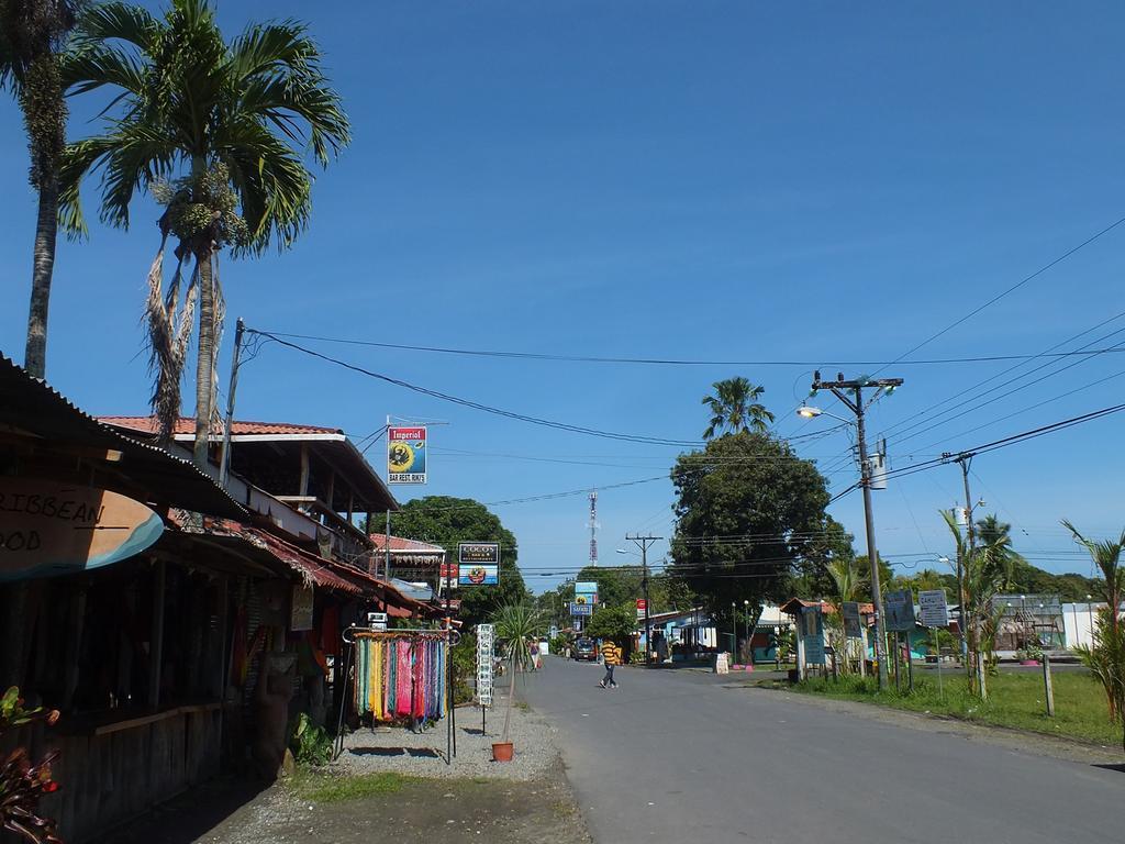 Cabinas Caribe Luna * Cahuita