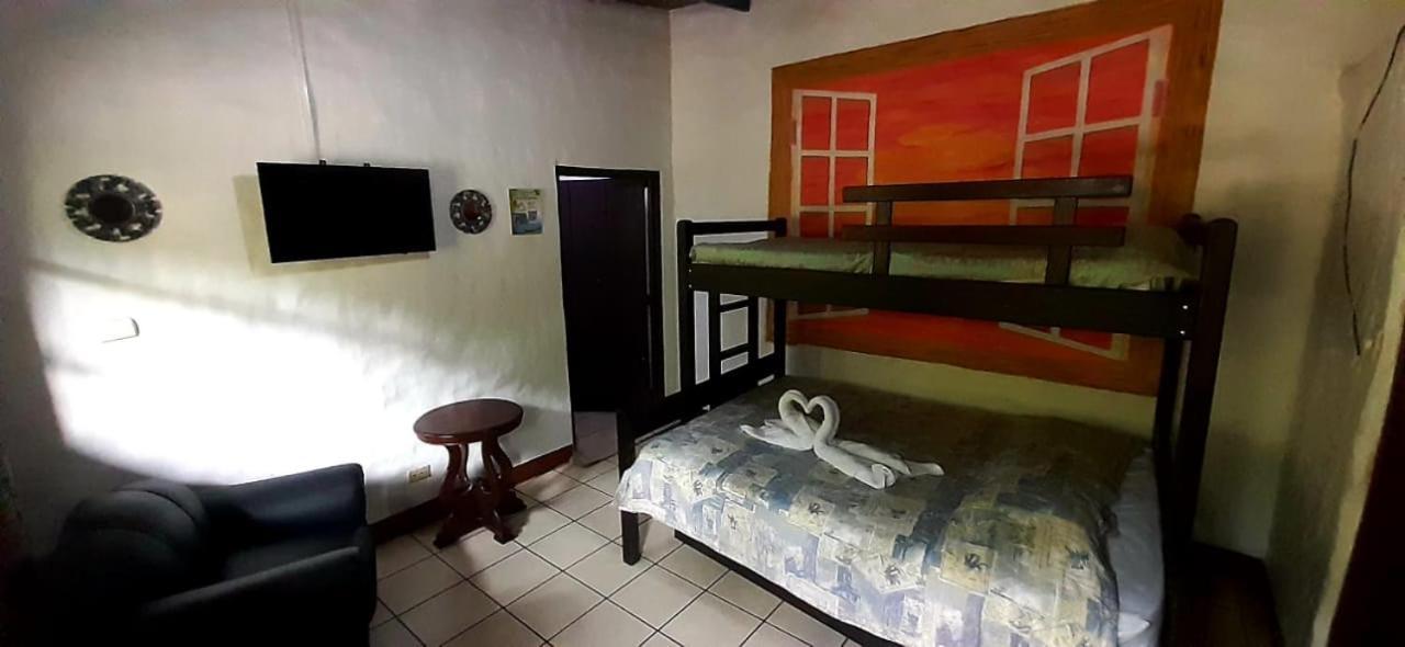 Monte Campana Heredia Hotel