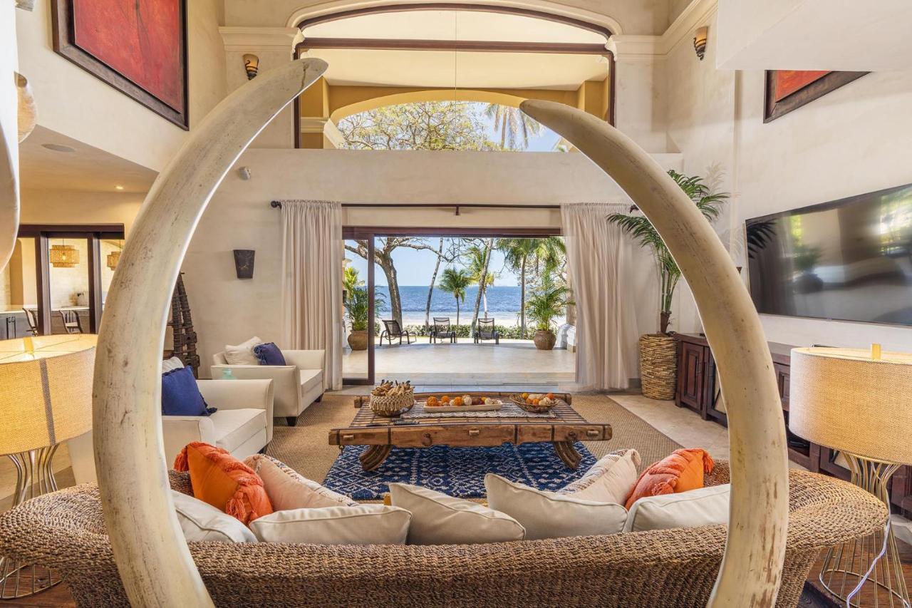 Incomparable 5-bd Beachfront Mansion - Daily Maid Incl