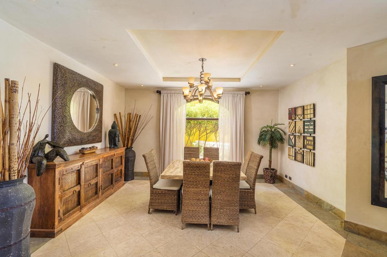 Incomparable 5-bd Beachfront Mansion - Daily Maid Incl Villa