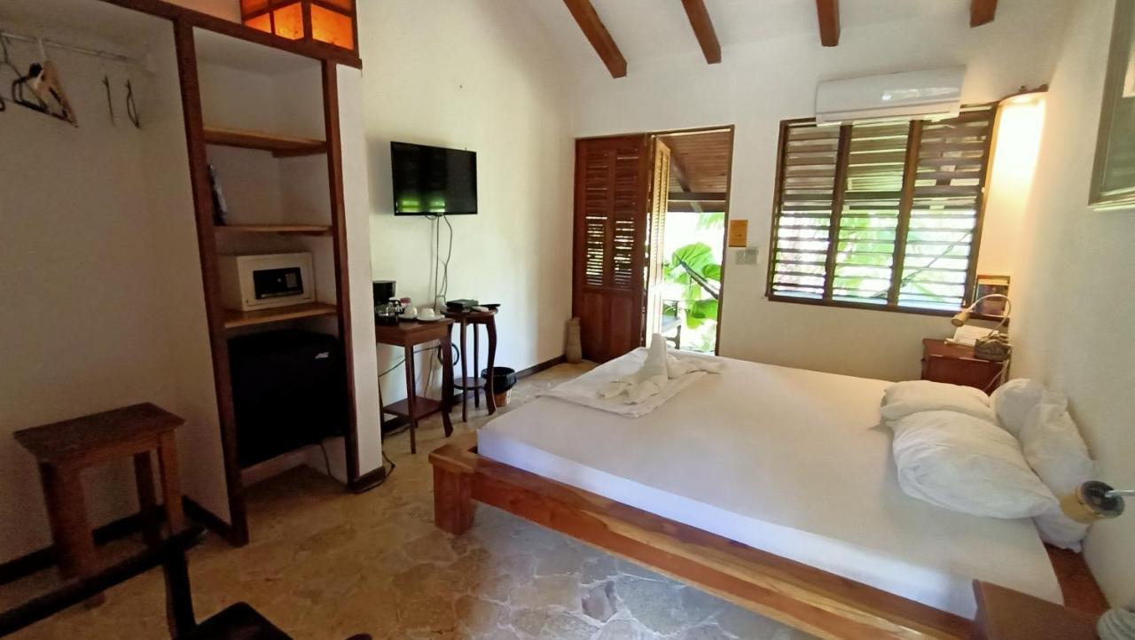 Caballos Hotel *