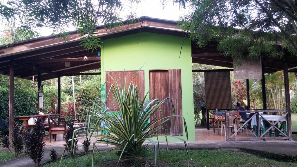 Lodge Cabinas Caribe Luna Cahuita