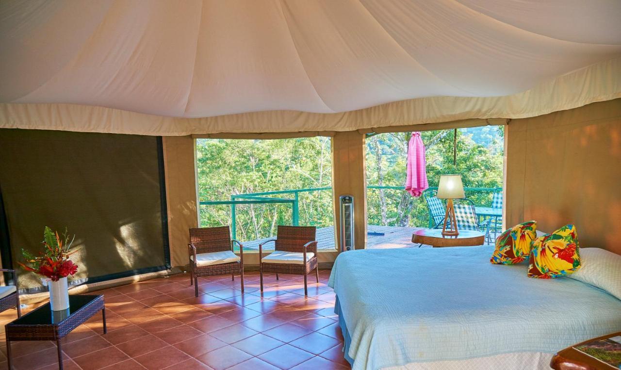 Bed & Breakfast Manoas Luxury Camping And Rentals 3*