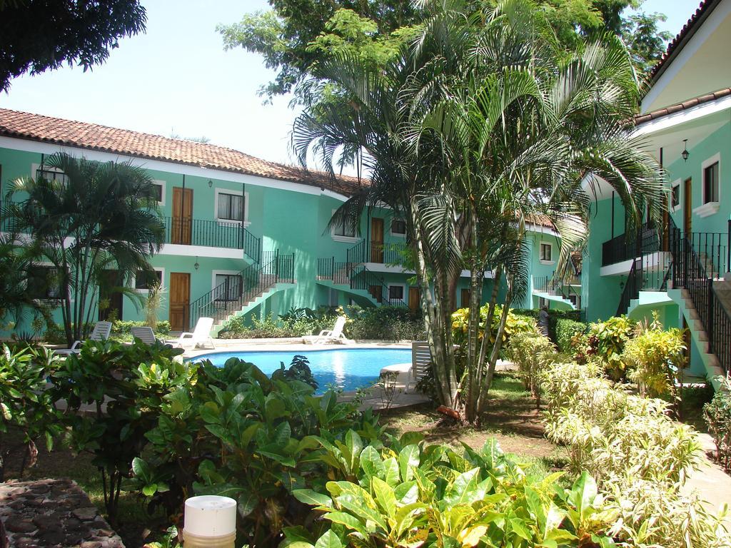 Green Forest Of Beach Studios 2*
