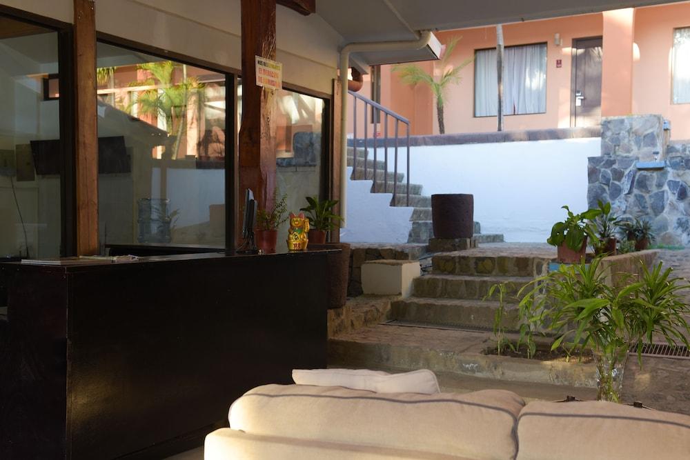 Coco Beach Hotel Hotel 3*