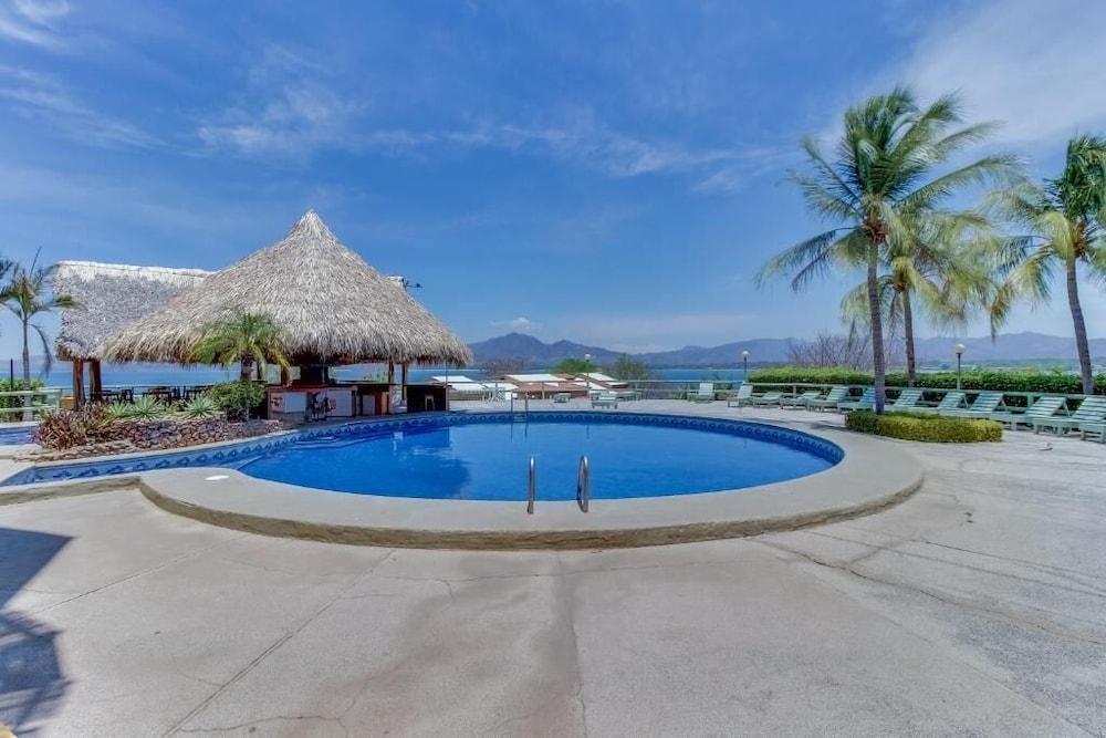 Hotel Flamingo Marina Playa Flamingo