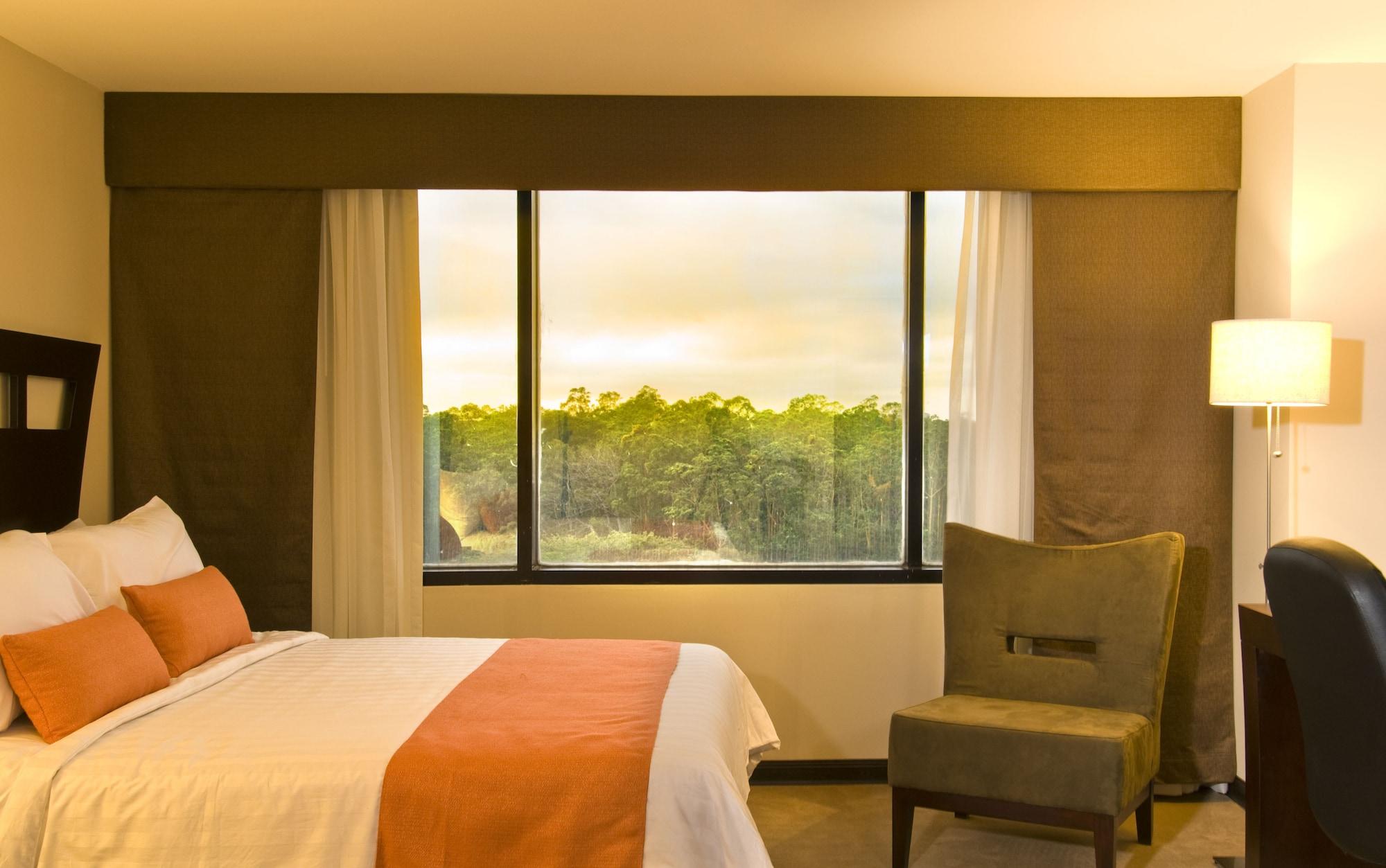 Tryp By Wyndham Sabana Hotel