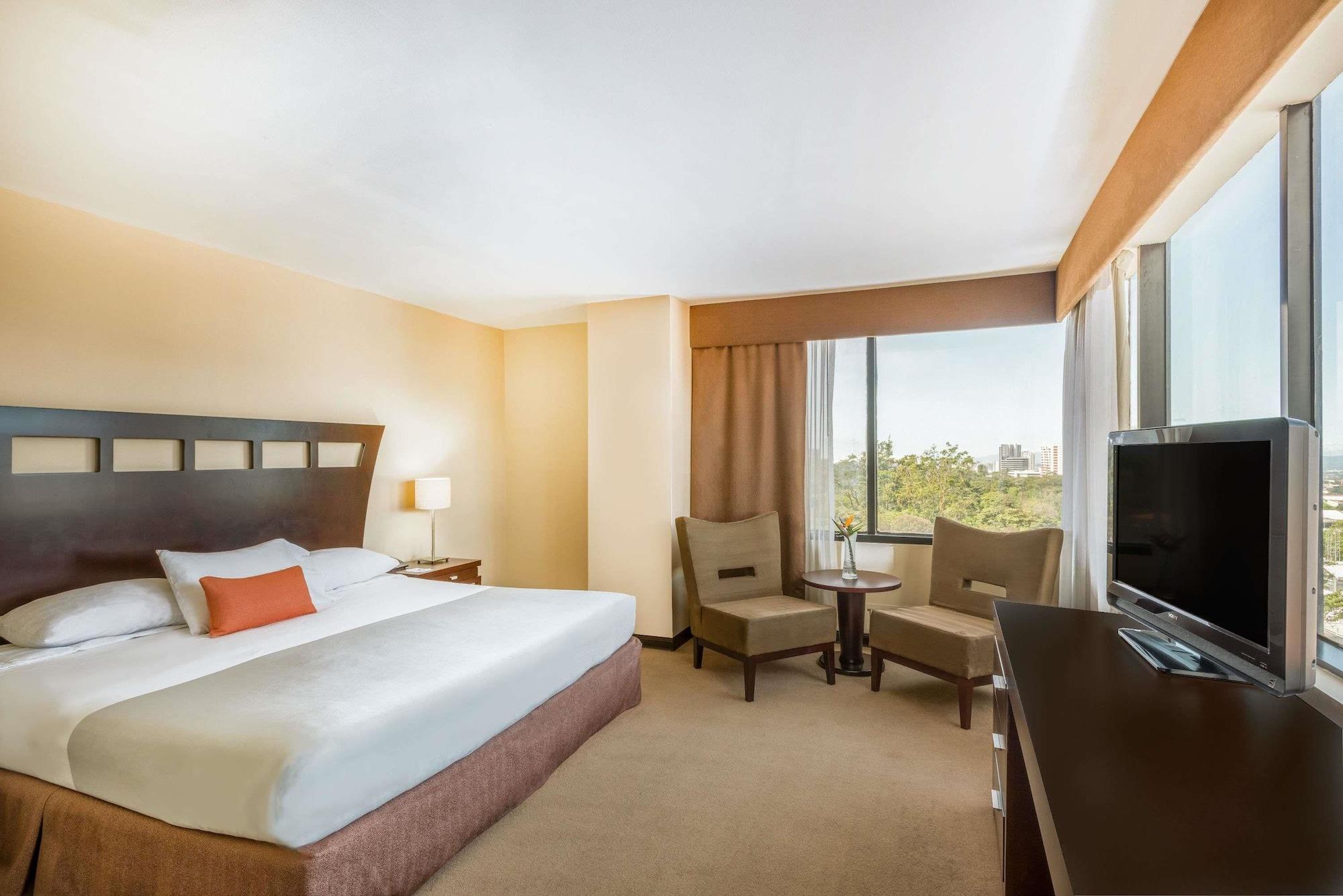Tryp By Wyndham Sabana Hotel