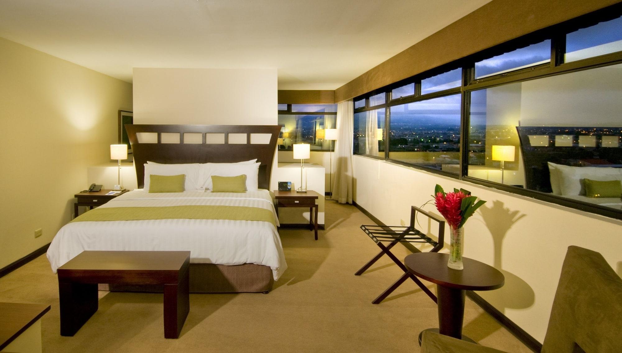 Hotel Tryp By Wyndham Sabana 4*