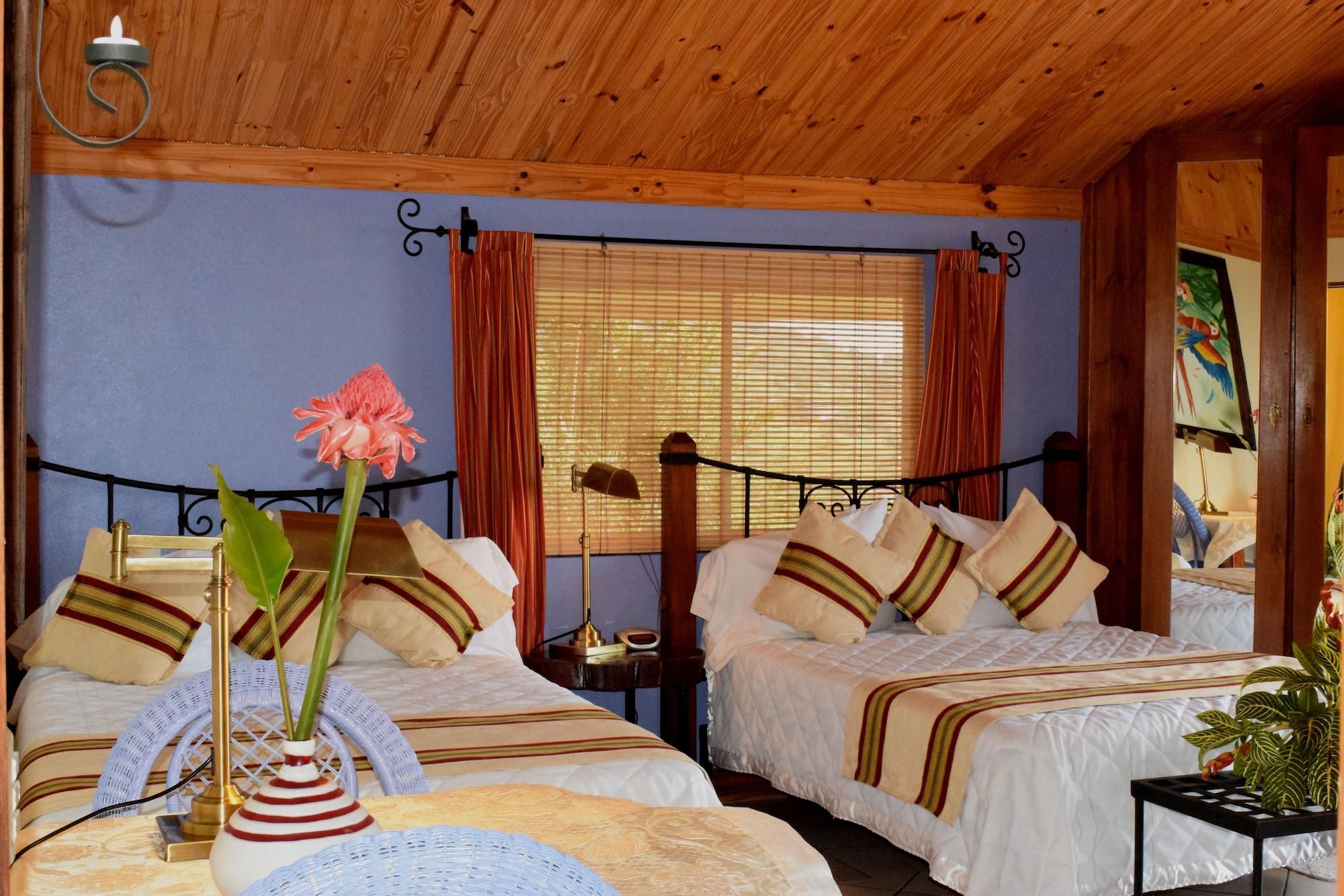 Hotel Guayabo Santa Cruz (Cartago)