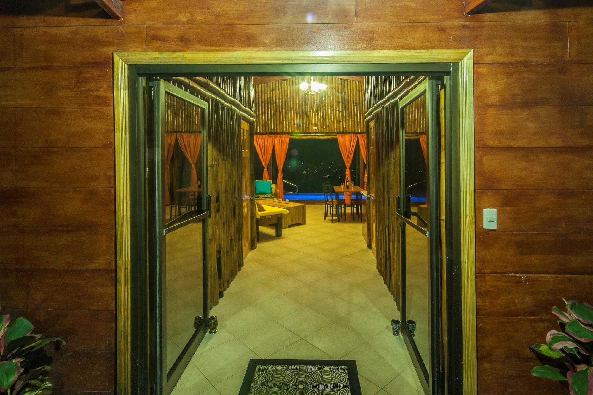 Arenal Waterfall Villa *