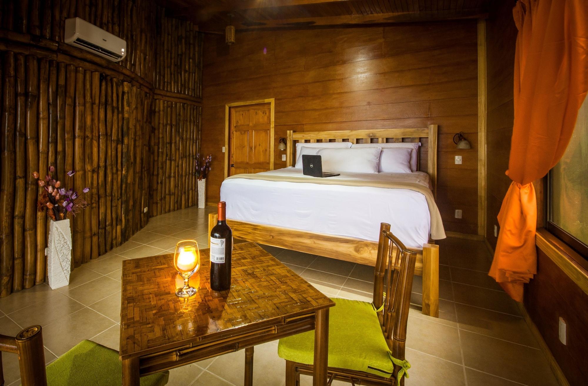 Villa Arenal Waterfall *