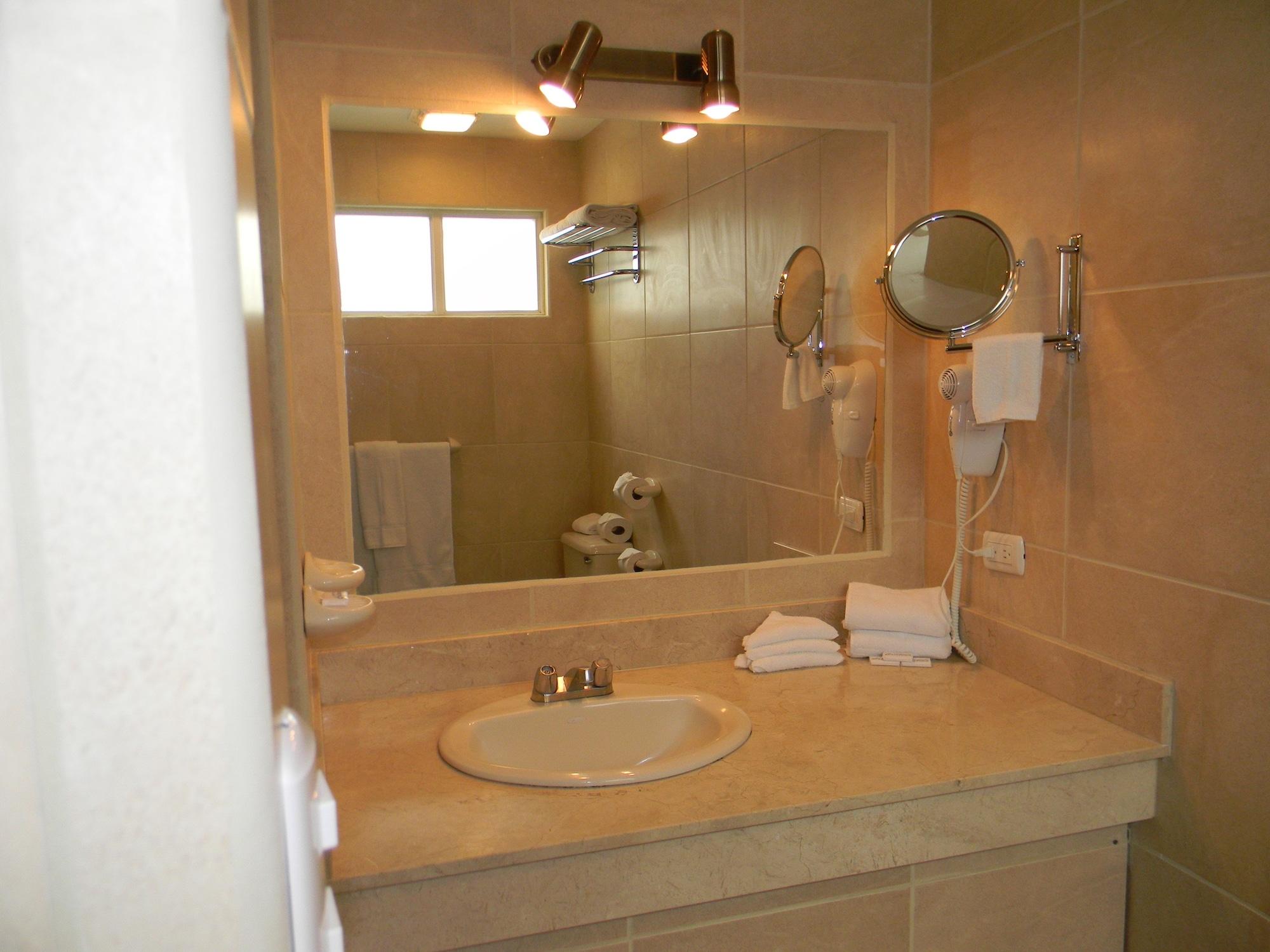 Cristina 4* San Jose (San Jose)