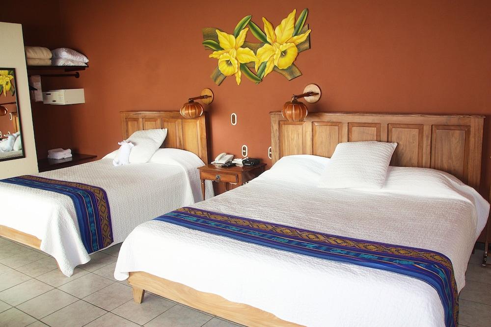 Lodge Arenal *