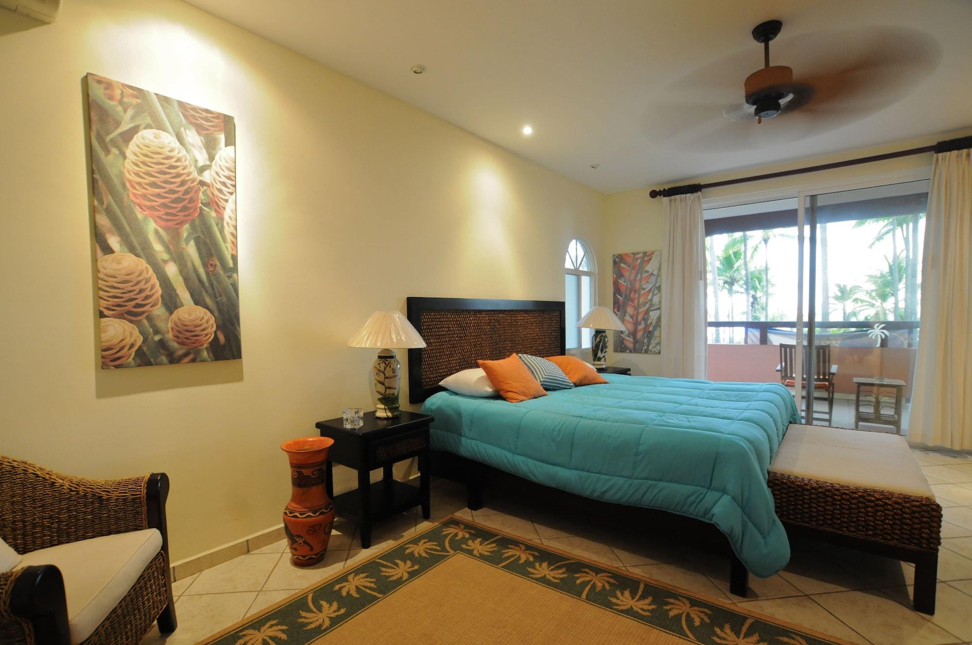 Cocomar Beachfront