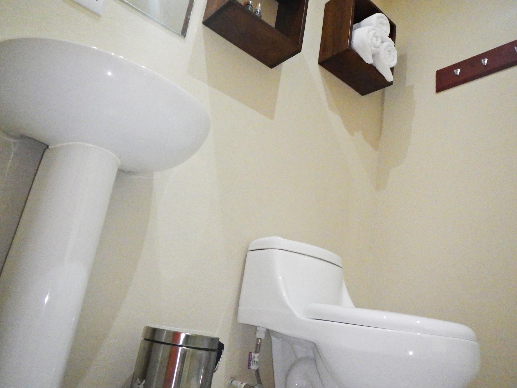 Colores Del Arenal Hotel 2*
