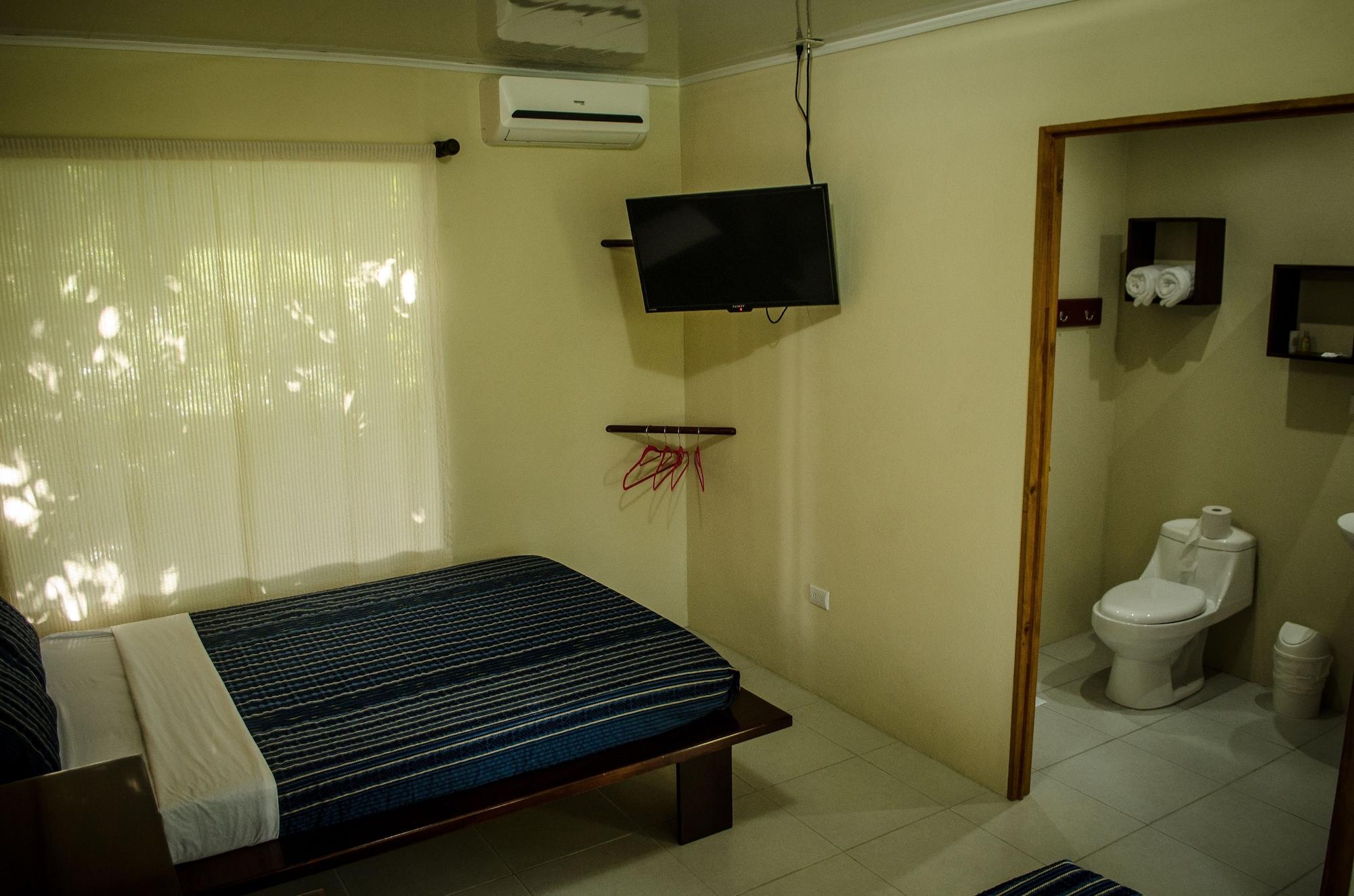 Hotel Colores Del Arenal