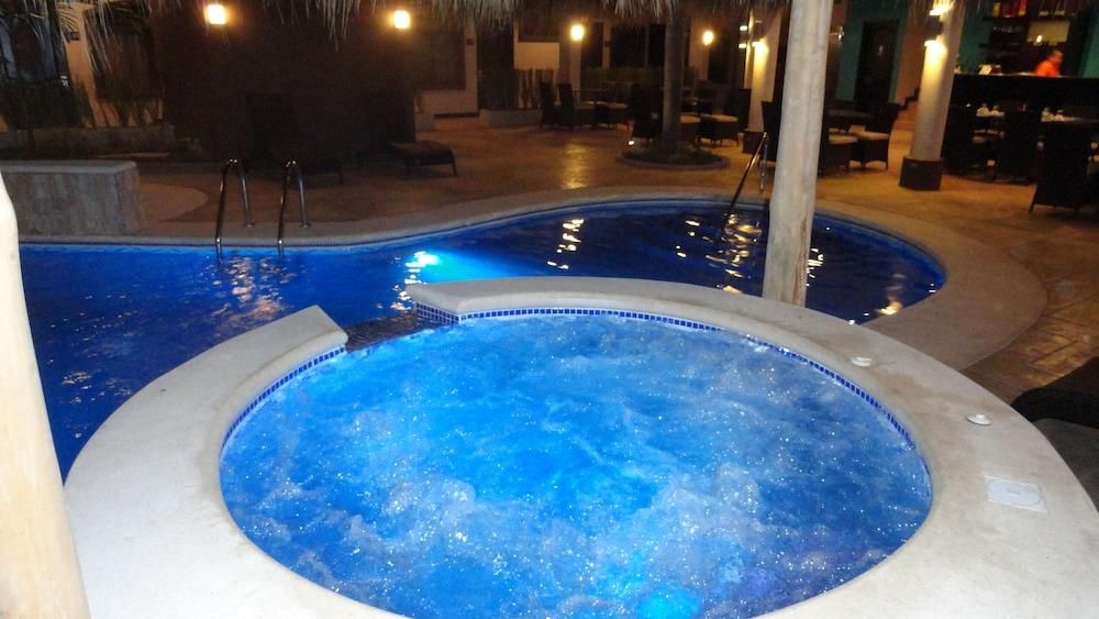 Hotel Colono Coco
