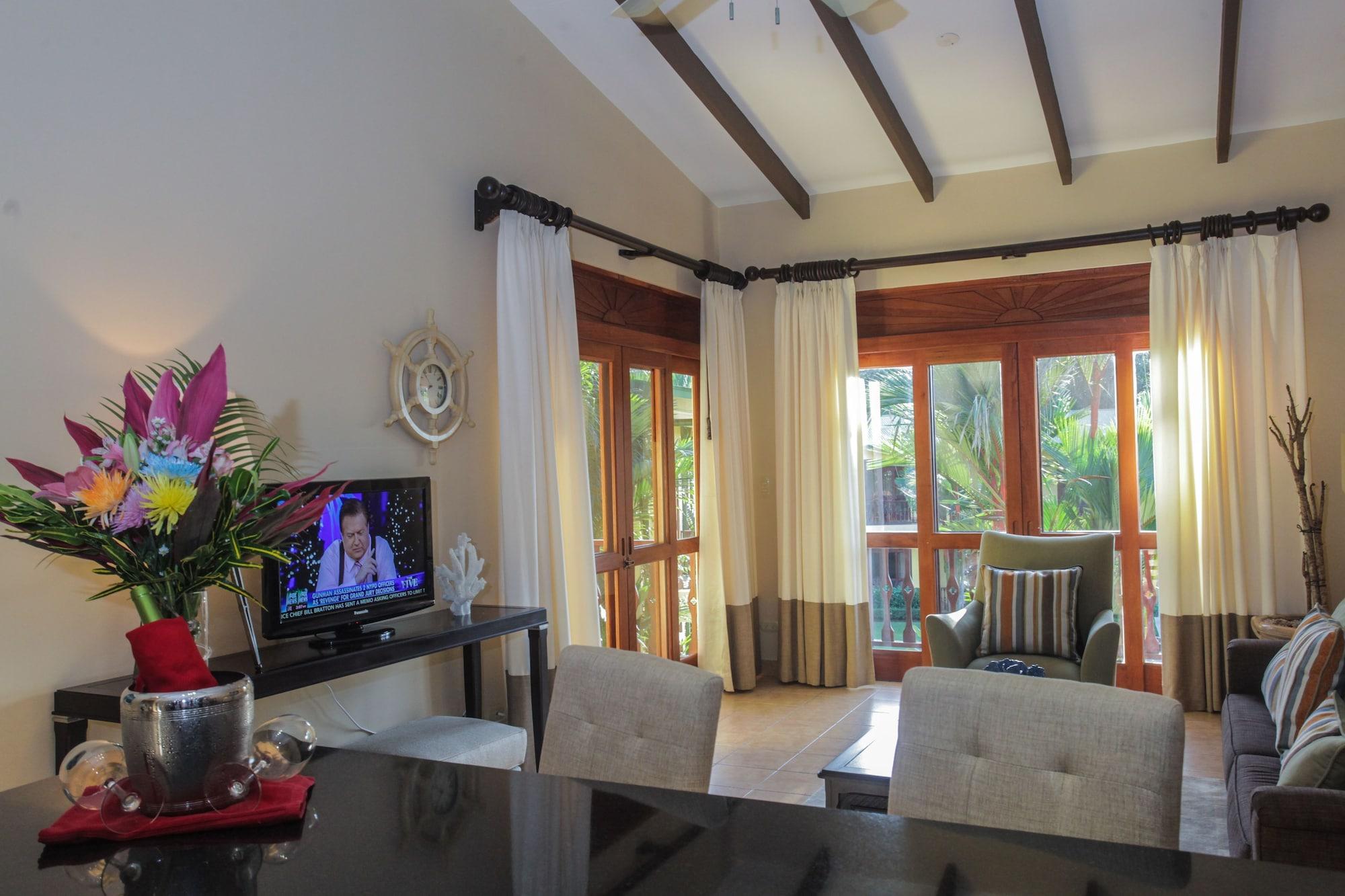 Hotel Club Del Sol 3*