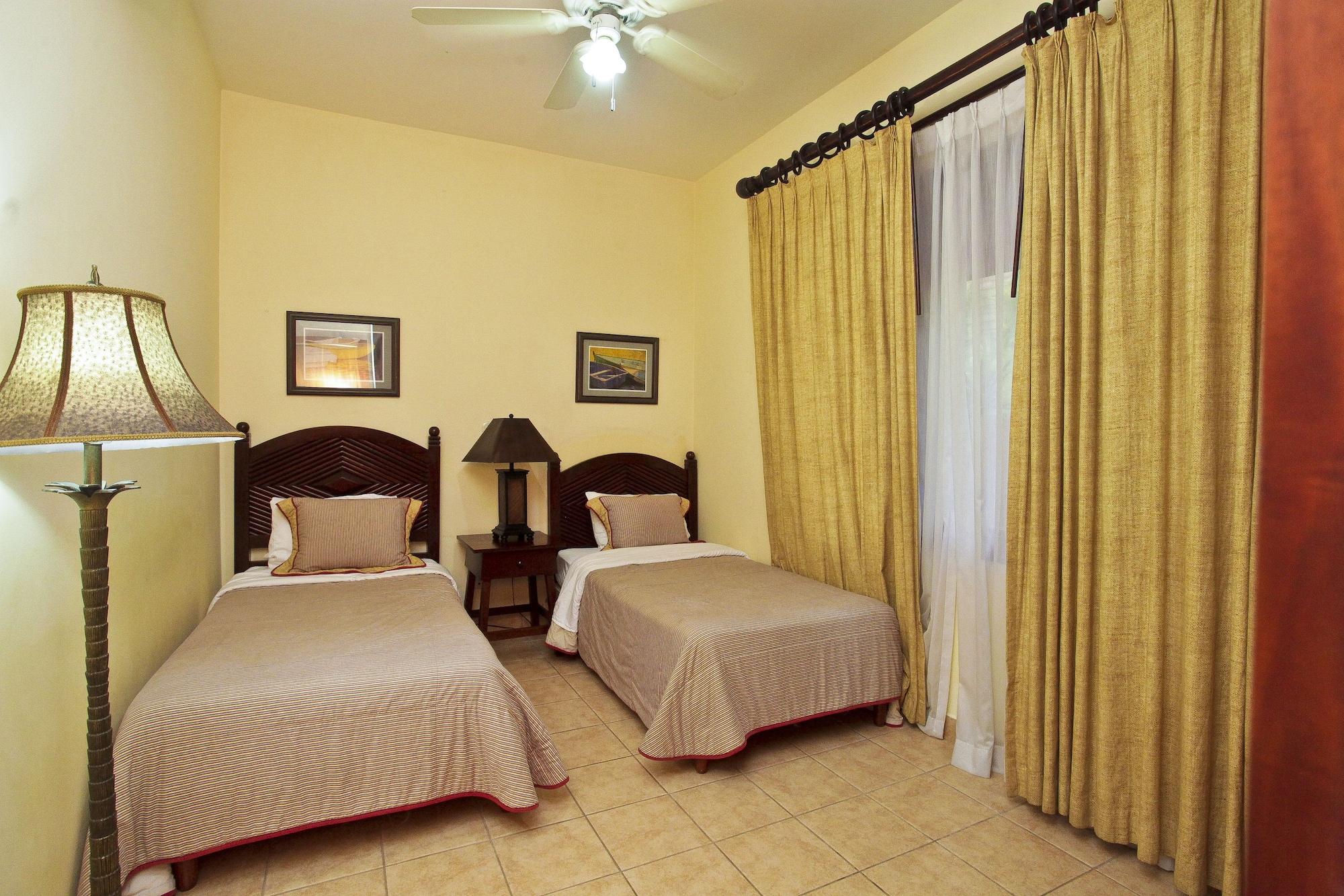 Club Del Sol Hotel