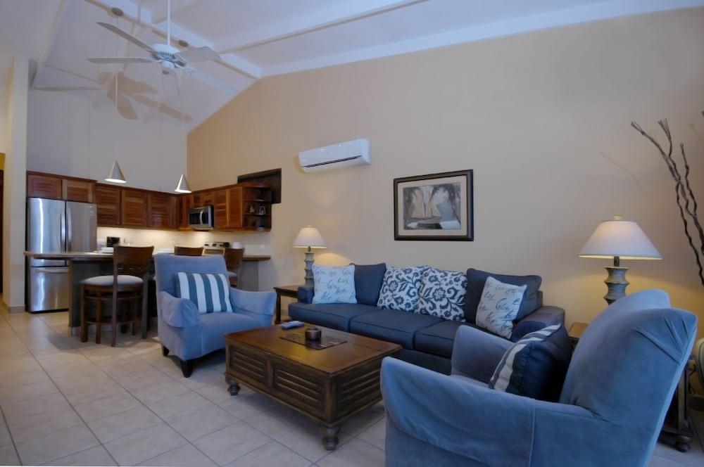 Hotel Club Del Sol