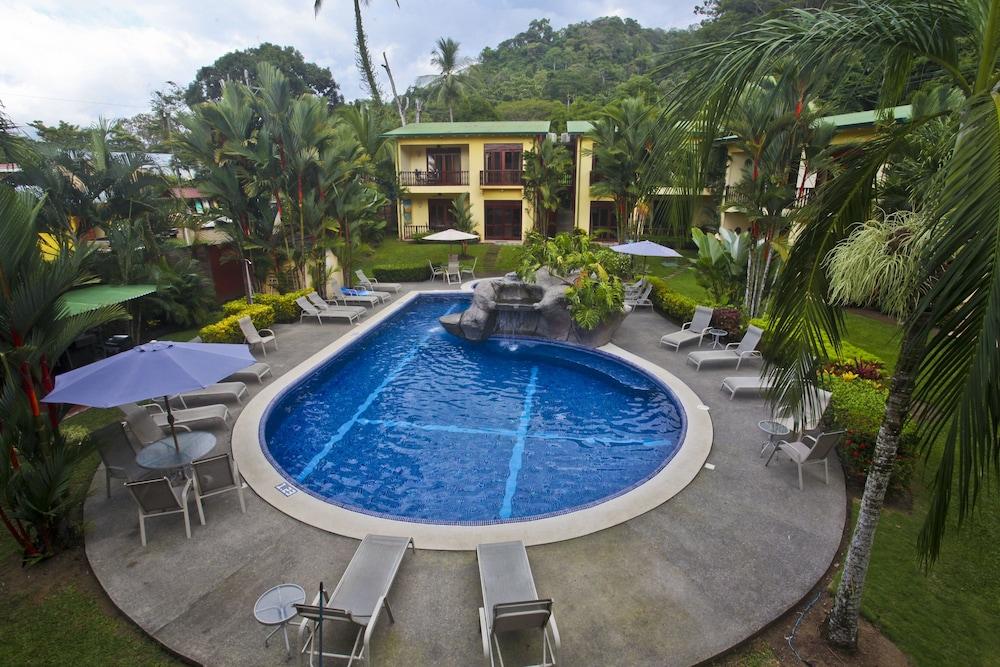 Hotel Club Del Sol 3*