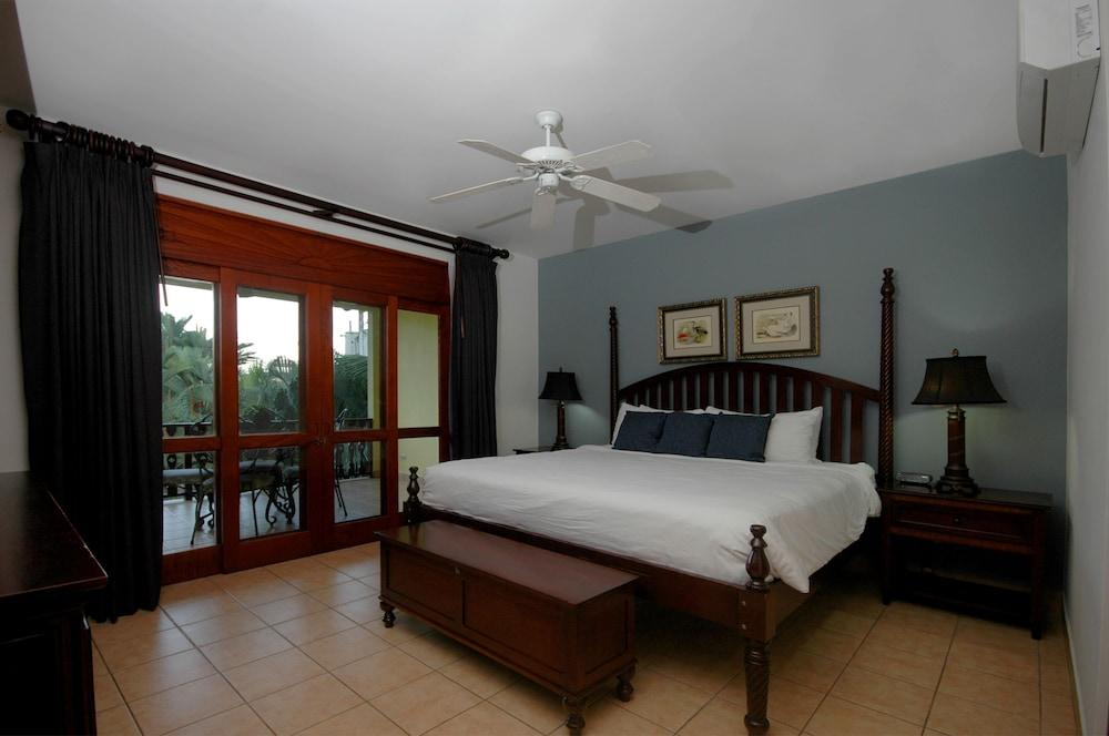 Hotel Club Del Sol 3*