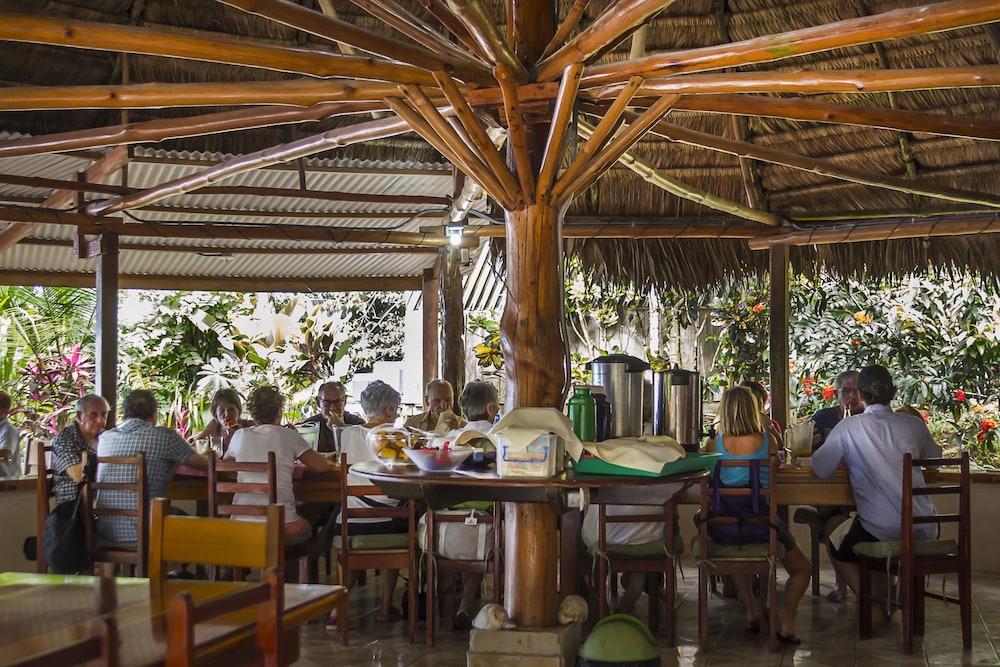 Hotel Rancho Corcovado 3*