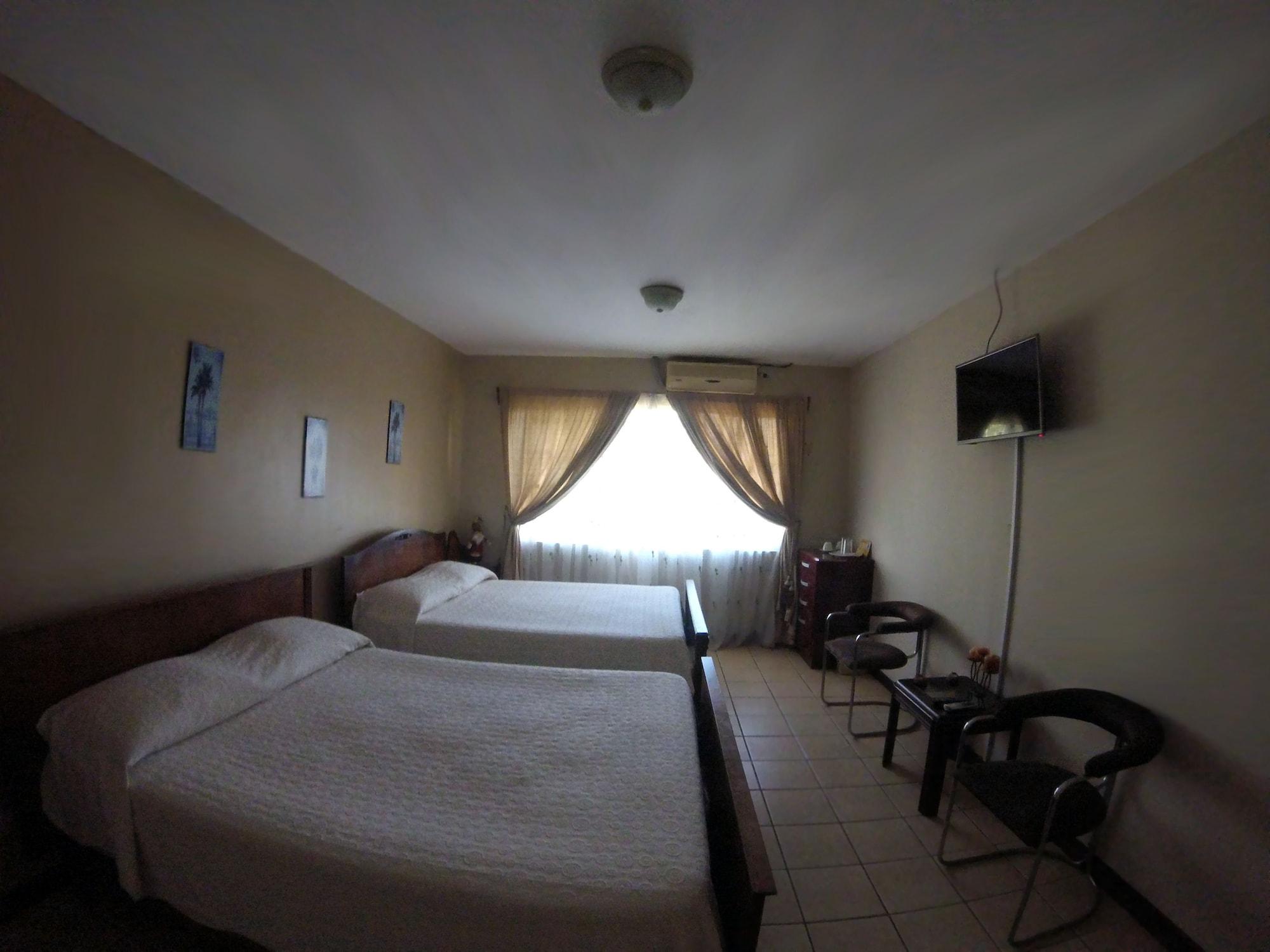 Santa Maria Hotel 3*