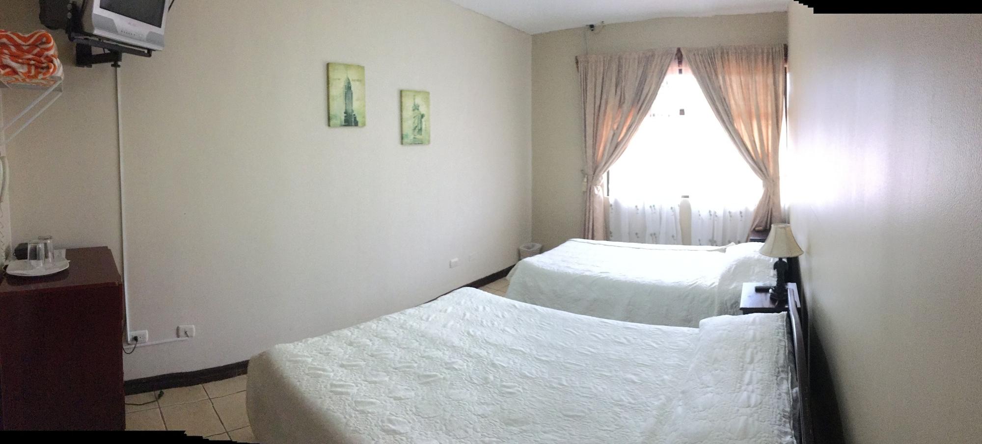 Hotel Santa Maria 3*