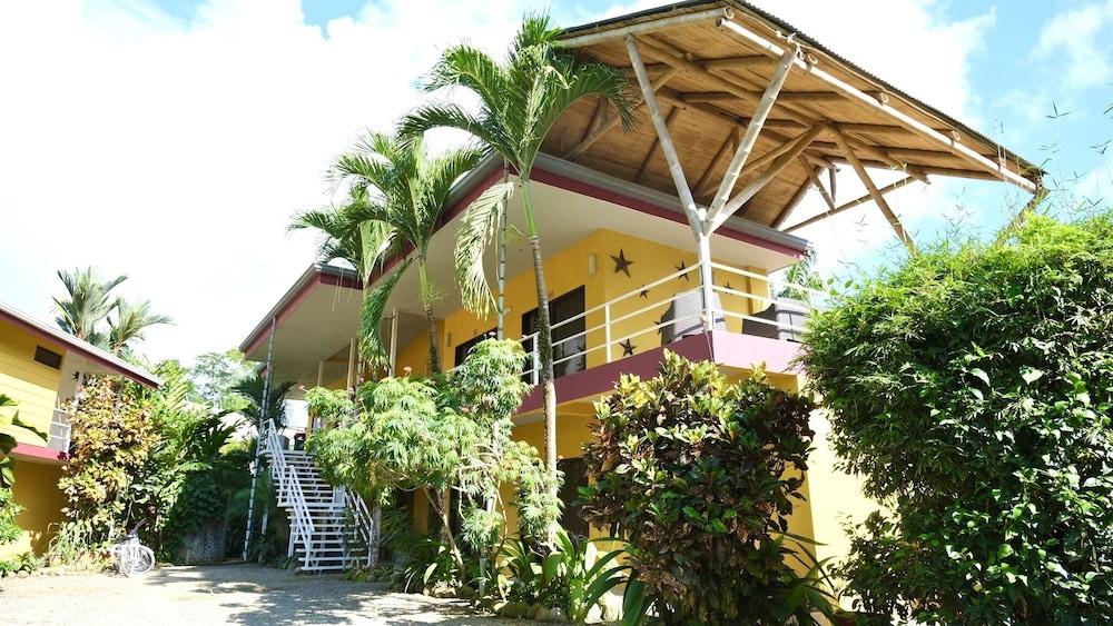 Hotel Luz De Luna Bahia Ballena 3*