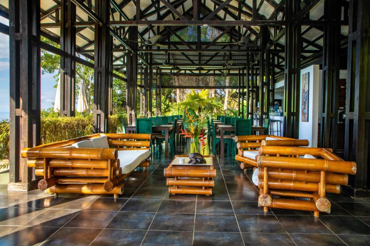 Tiki Rainforest - Adults Only *