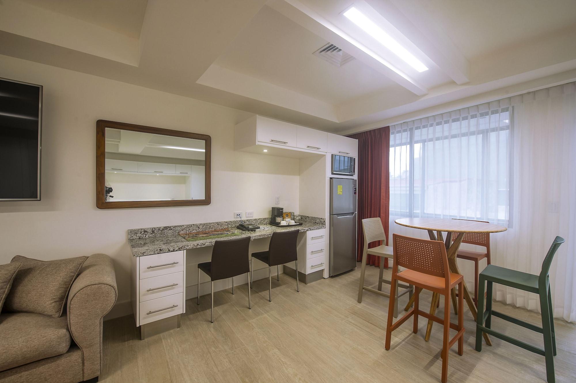 Balmoral Cr, Historic District Hotel San Jose (San Jose)