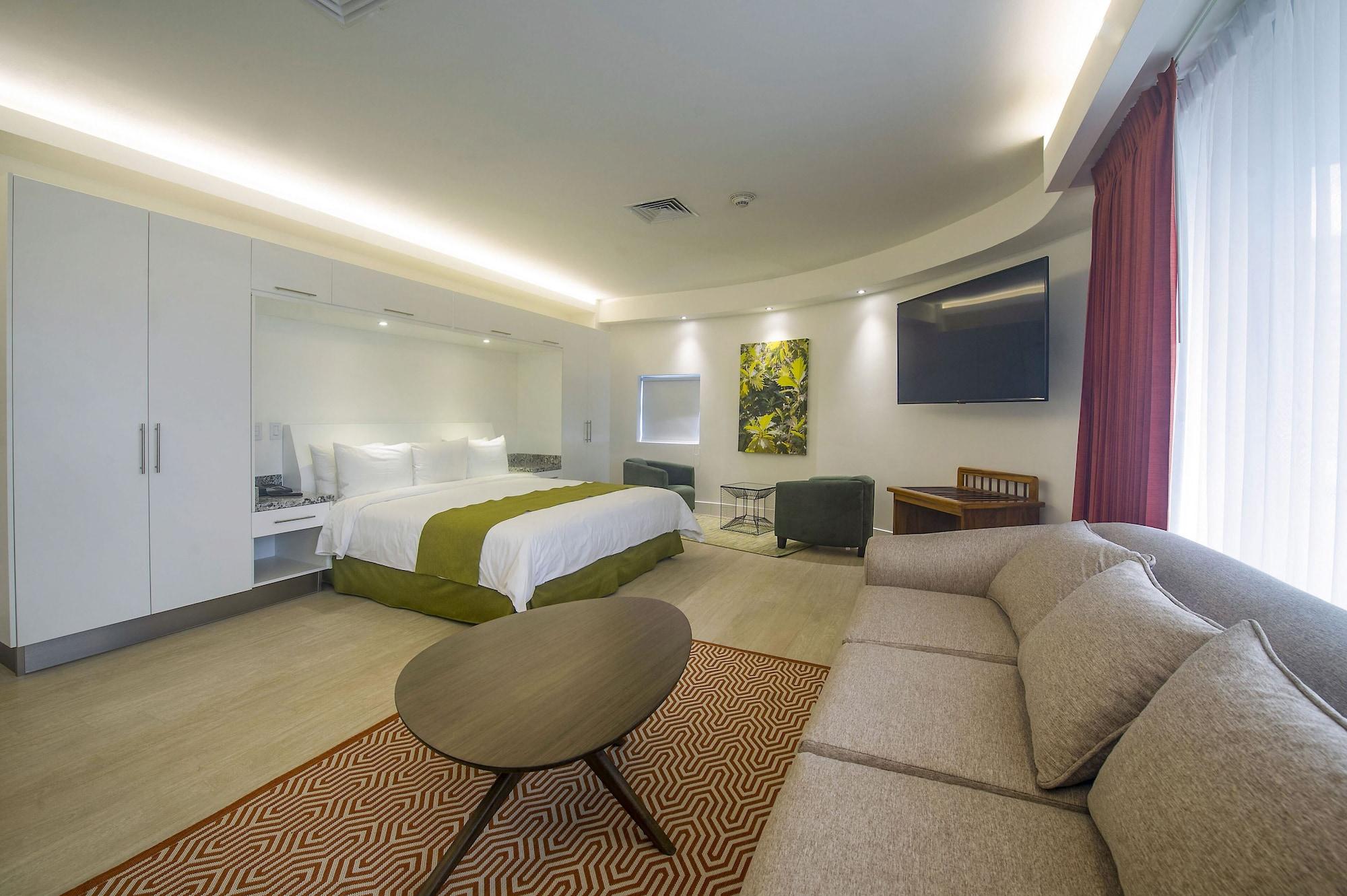 Balmoral Cr, Historic District 4*