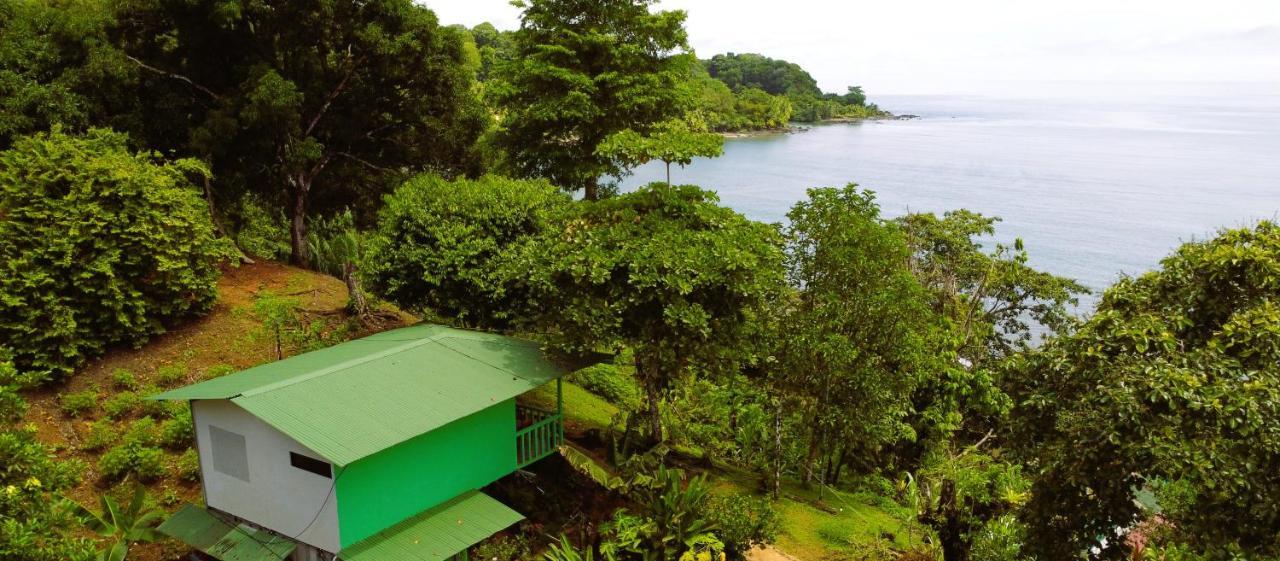 Cabana Ara Macao Lodge