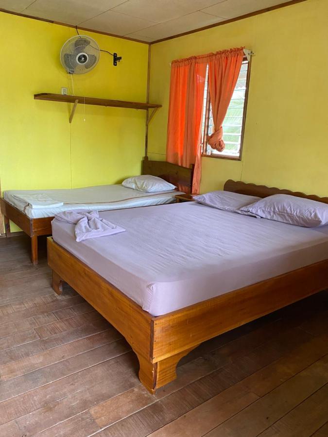Cabinas Popular Hotel 2*