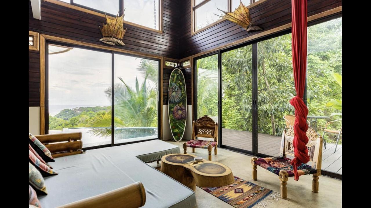 Private In With Ocean View Holiday home *