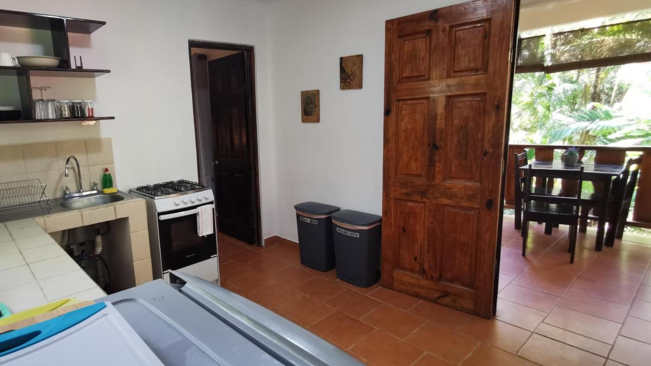 Apartment Colibri - 4 Min Walk To The Beach!