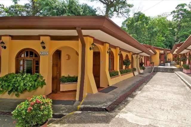 El Tucano & Thermal Resort