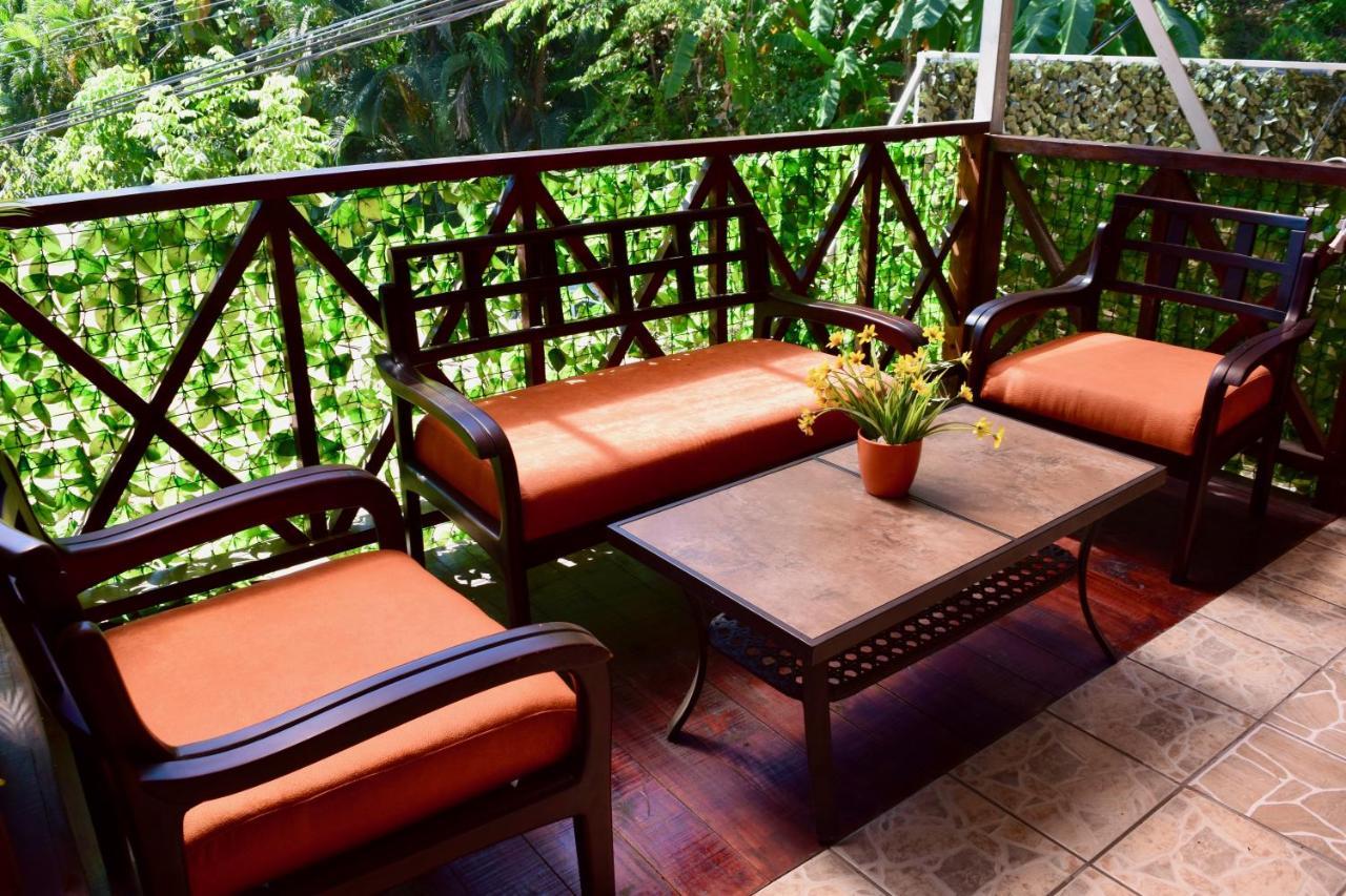 Lodge Hotel Aurora Montezuma