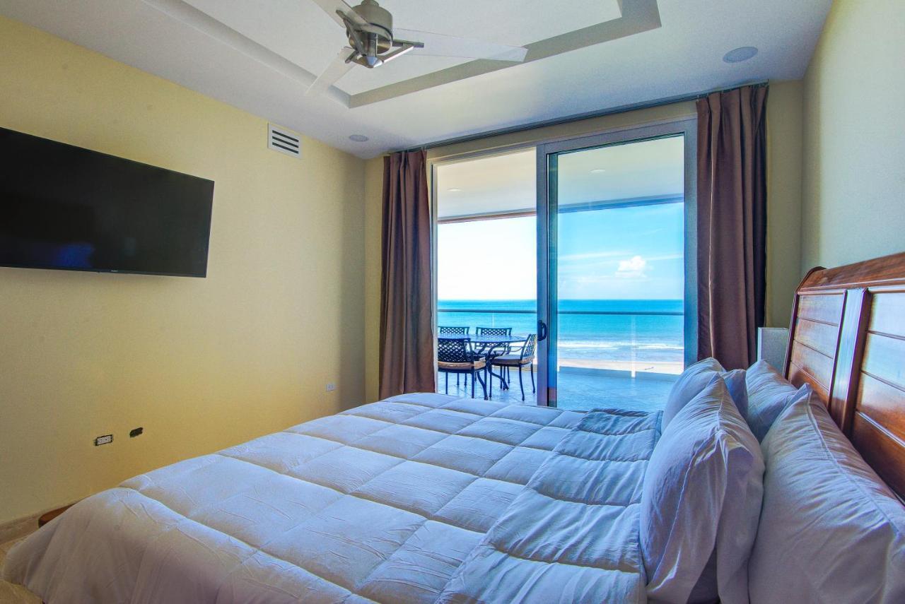 Break Water Point Penthouse 7th Floor Apartment *
